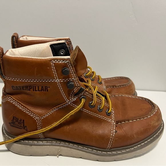 Caterpillar Men's Tan Leather Boots - Picture 1 of 10